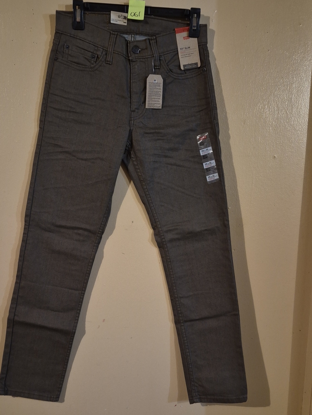 Levi's Men's Slim Straight Gray Jeans
